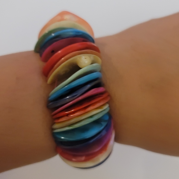 Colorful Shell Stone Elastic Bracelet - Picture 5 of 9